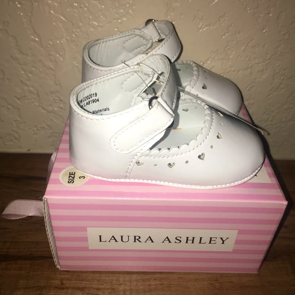 Laura Ashley Baby Girls White Mary Jane Shoes Size 3